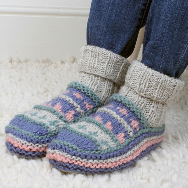 Handgestrickte Fair-Isle-gefütterte Sofasocken – 100 % Wolle – Slipper-Socken – ethische Kleidung – grob gestrickt – Fair Trade – Pachamama