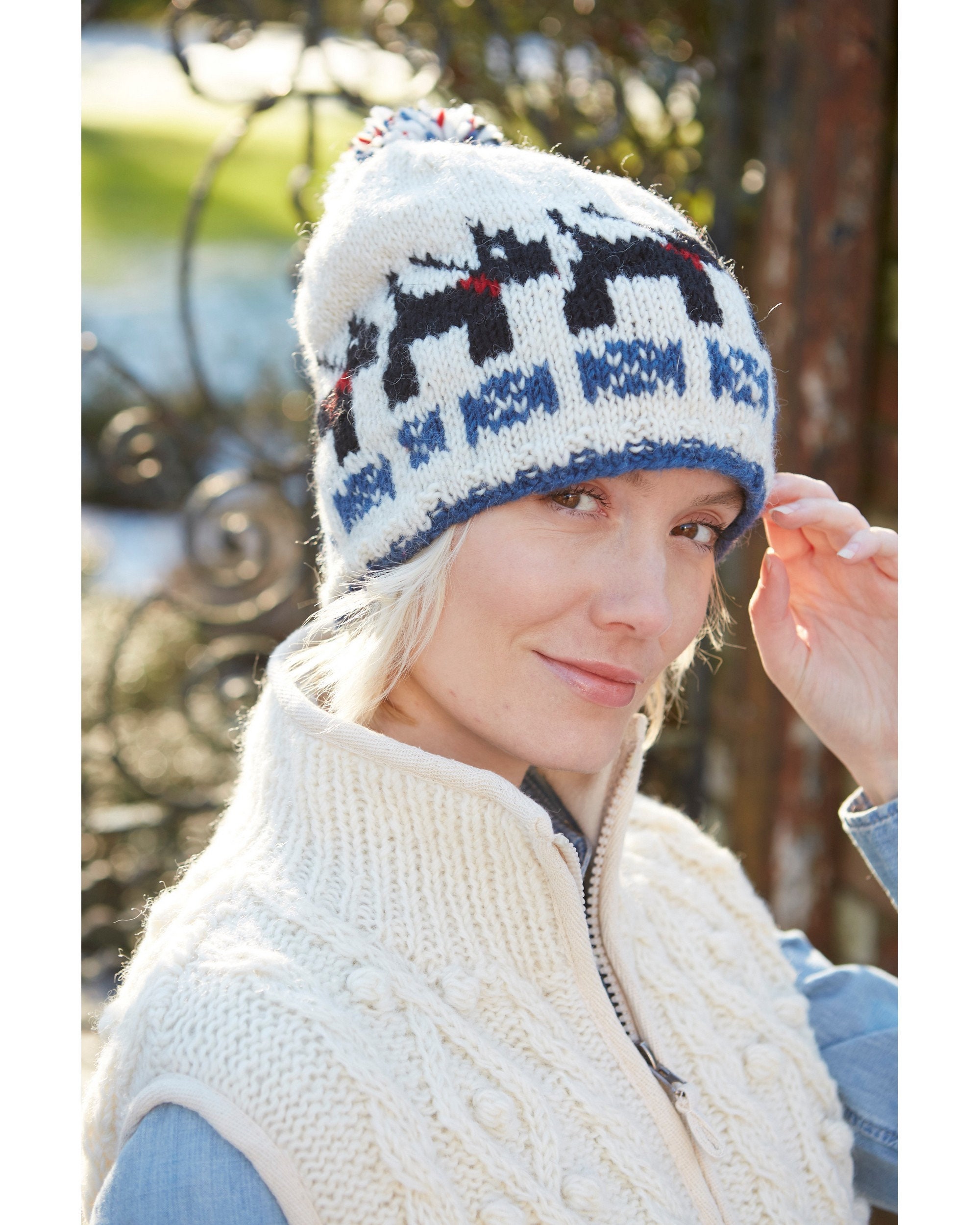 Scotland bobble hat shop