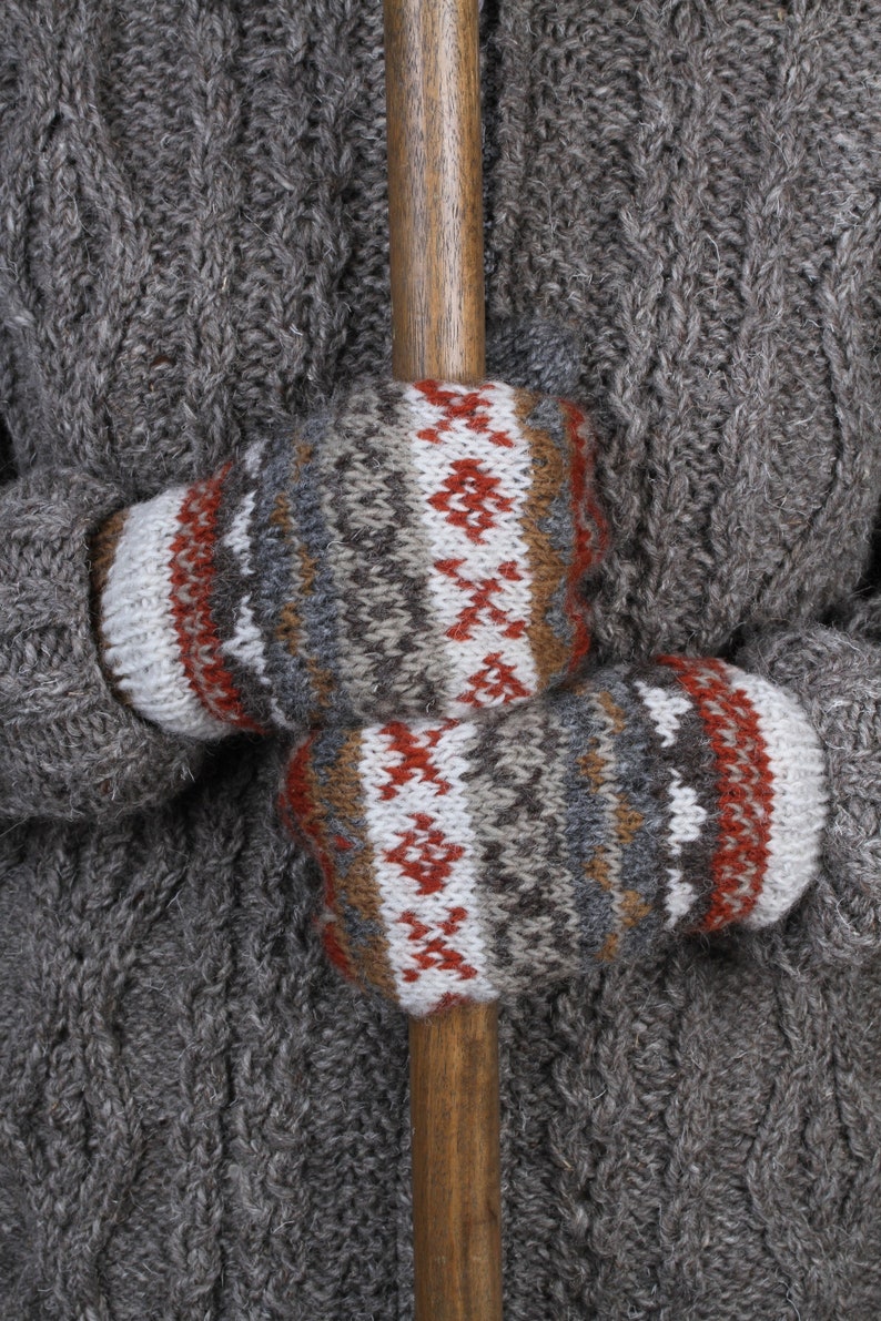 Women's Knitted Mittens Fleece Lined Mittens Fair Isle Gloves 100% Wool Fairisle Mitts Warm Woolly Gloves Handmade Pachamama Gray