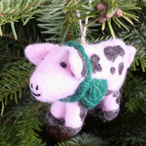 Felt Pig Christmas Decoration: 100% Wool, Pachamama