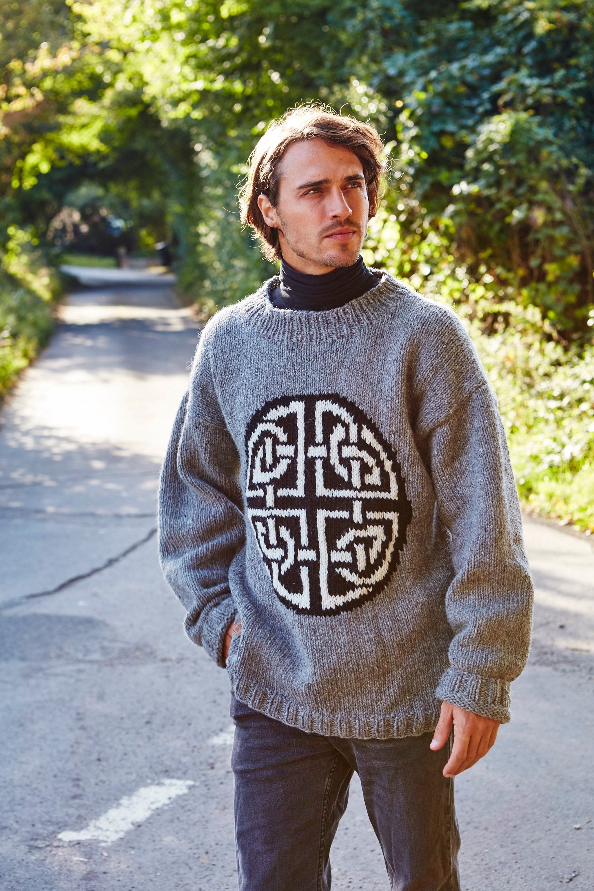 Men's & Women's Celtic Knot Jumper - Unisex Hand Knit Sweater - Knitted Motif Pullover - Retro - Oversized Jumper - Fair Trade - Pachamama