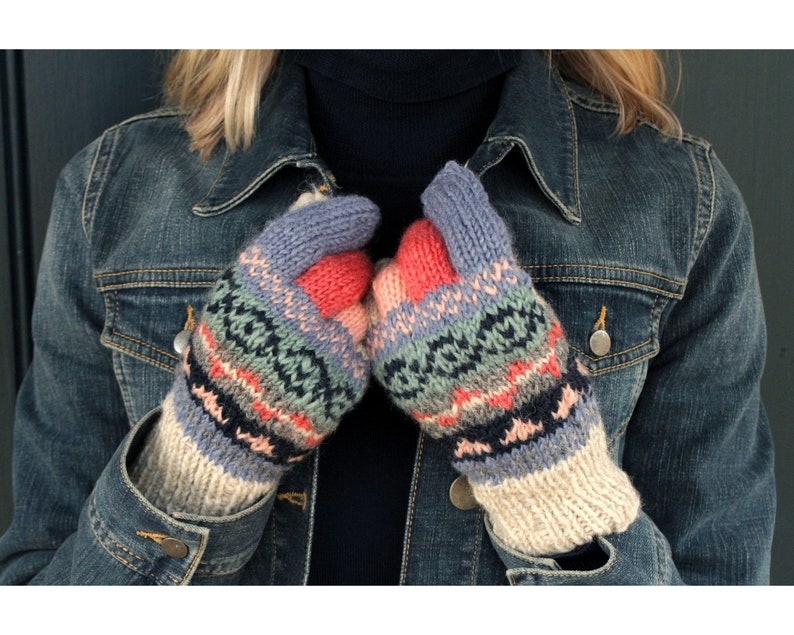Women's Fair Isle Gloves Hand Knitted Gloves 100% Wool Fairisle Knit Gloves Warm Knitted Gloves Fair Trade Pachamama Oatmeal