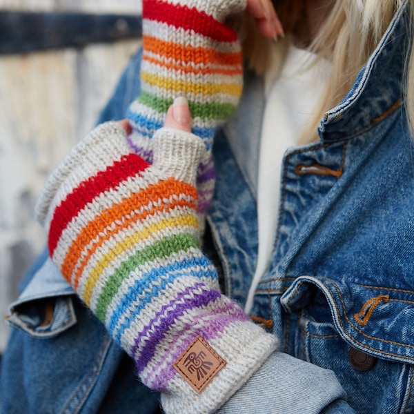 Chauffe-mains tricotés main pour femmes - Gants à rayures arc-en-ciel - 100 % laine - Mitaines tricotées arc-en-ciel - Gants en tricot arc-en-ciel - Pachamama