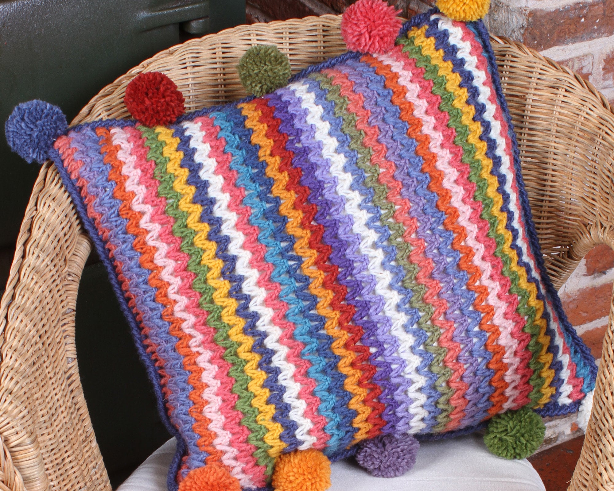 ストライプ柄かぎ針編みクッションカバー - ヴィンテージレトロ