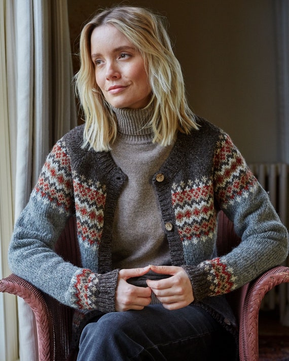 Women's Handknitted Cardigan - 100% Wool - Ethical Clothing - Diamond  Cardigan - Grey Cardi, Green and Burgundy Available - Pachamama