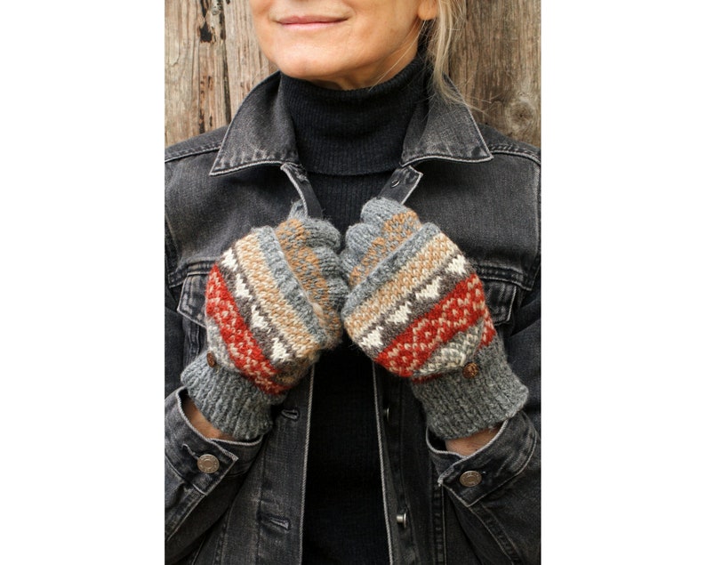 Women's Fair Isle Glove Mitts Handmade Fairisle Gloves Knitted Gloves Traditional Fair Isle 100% Wool Fair Isle Mitts Pachamama Grey Mix