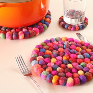 100% Wool Multicoloured Handfelted Placemat, Felt Ball Bright Place Mat, Colourful Tableware, Fair Trade Table Protector, Place Setting
