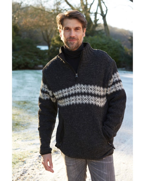 Half top hand sweater