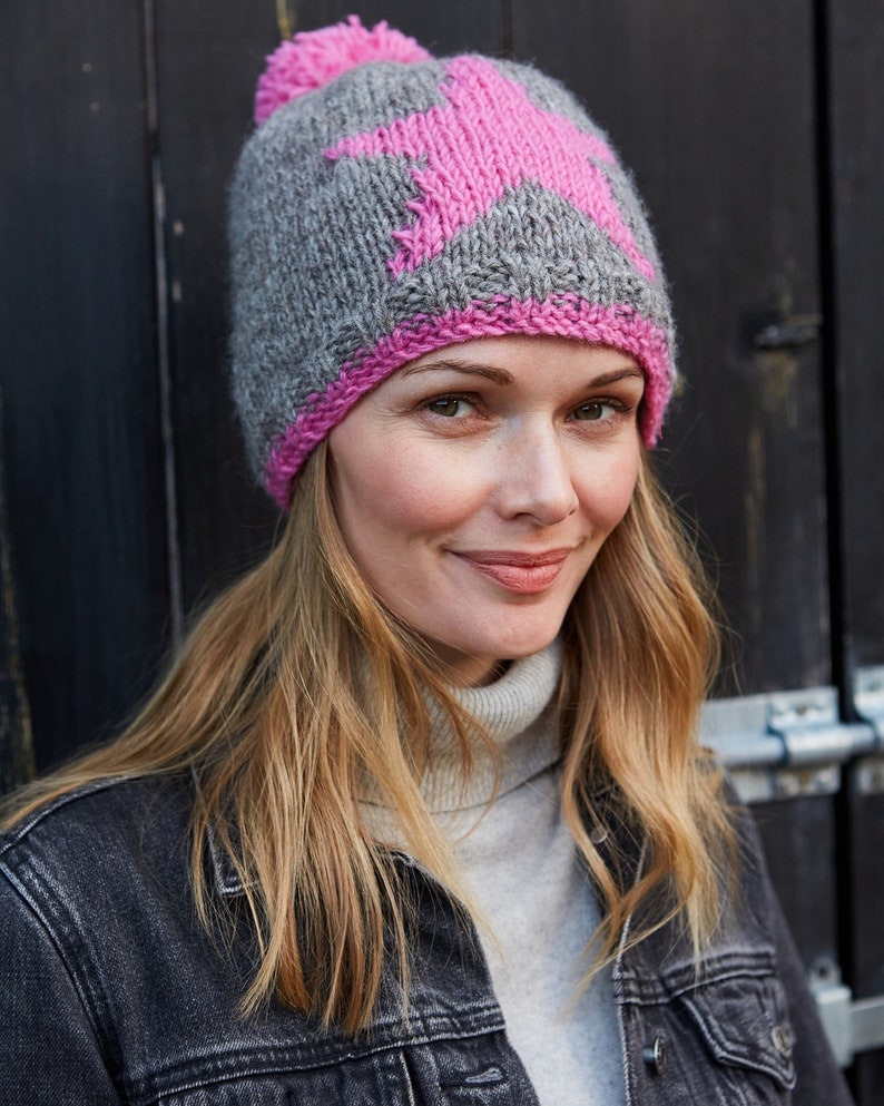 Women's Pink Star Bobble Hat Grey Pink Gloves Warm Knitted Headband 100% Wool Retro Star Motif Fair Trade Pachamama image 5
