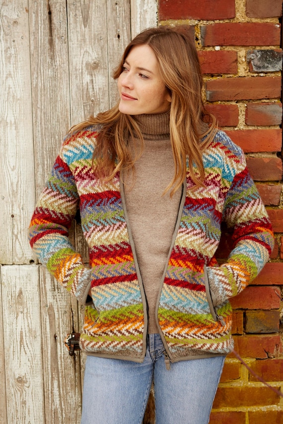 Chaqueta tejida a mano para mujer 100 Lana Sin forro Colores fuertes y atrevidos Hecho a mano Diseno Fair isle Botones de cascara de coco Pachamama Etsy Mexico
