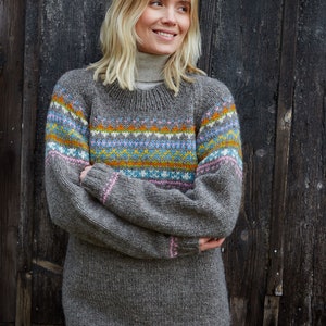Women&#39;s Wool Jumper - 100% Wool - Knitted Diamond Fair Isle - Pastel Fair Isle Sweater - Bright Grey -  Pachamama - Ethical gifting
