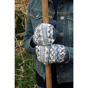 Women's Fair Isle Glove Mitts Handmade Fairisle Gloves Knitted Gloves Traditional Fair Isle 100% Wool Fair Isle Mitts Pachamama image 4