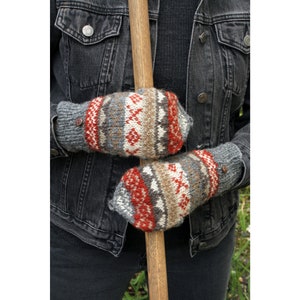 Women's Fair Isle Glove Mitts Handmade Fairisle Gloves Knitted Gloves Traditional Fair Isle 100% Wool Fair Isle Mitts Pachamama image 9