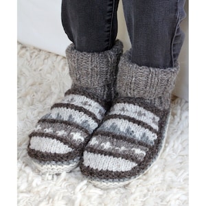 Handgestrickte Fair-Isle-gefütterte Sofasocken 100 % Wolle Slipper-Socken ethische Kleidung grob gestrickt Fair Trade Pachamama Natural