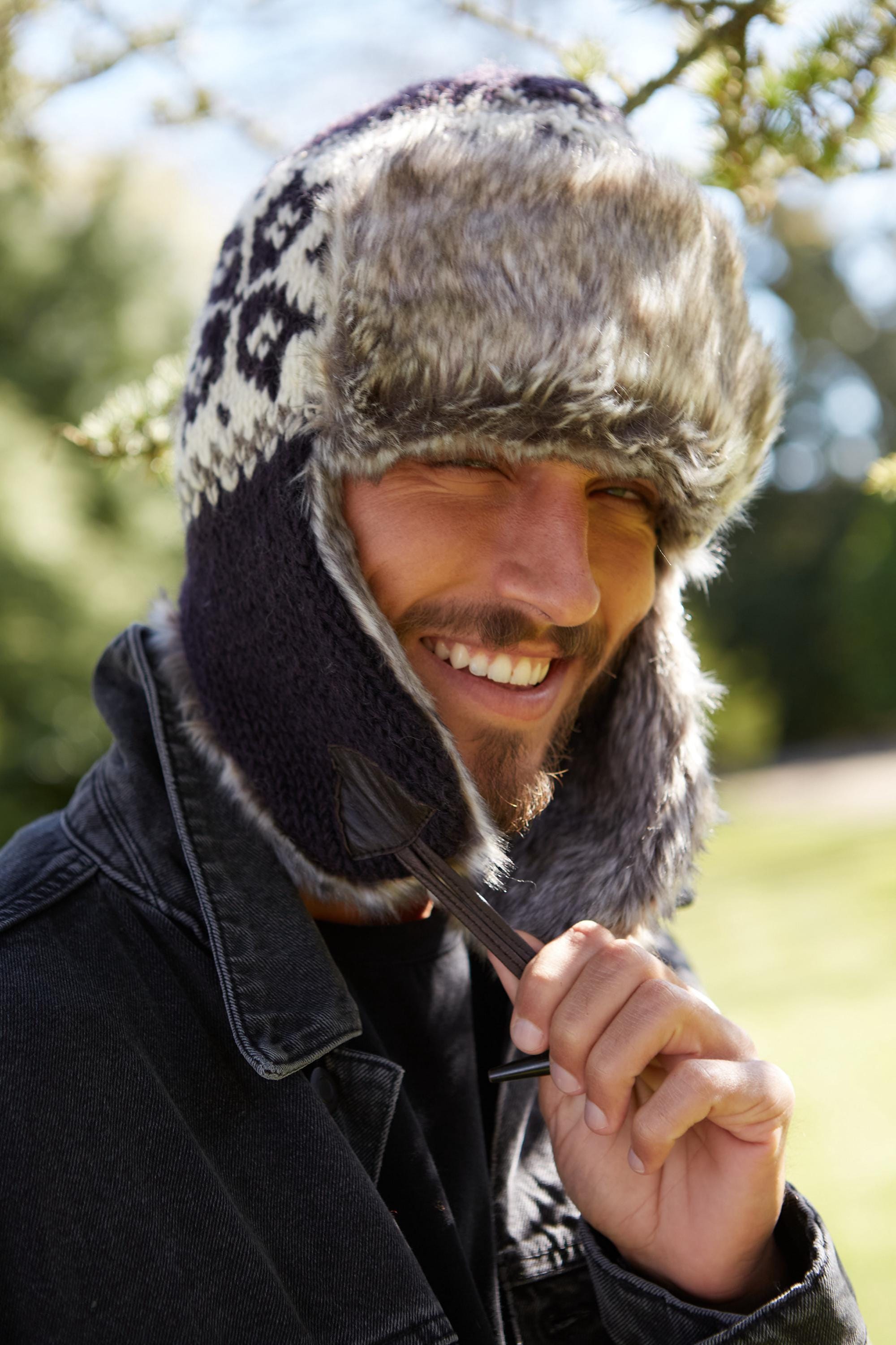 帽子材料　帽体　バルバンタル　ファーベロア他 メンズハンドニットトラッパーハット - フェイクファー裏地