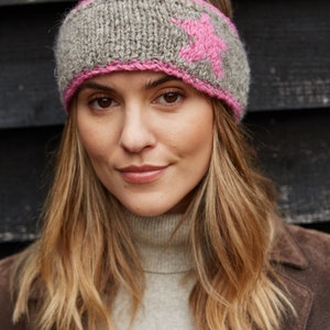 Women's Pink Star Bobble Hat Grey Pink Gloves Warm Knitted Headband 100% Wool Retro Star Motif Fair Trade Pachamama image 6