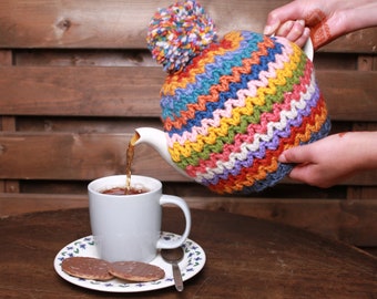 Yucatan Tea Cosy Handknit 100% wol ontworpen door Pachamama