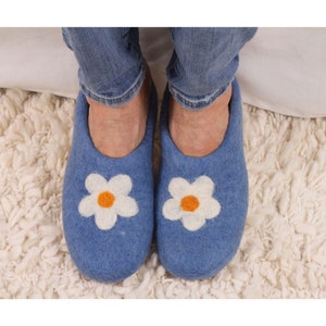 Women's Hand Felted Daisy Slipper, 100% Wool, Bright Flower Design, Felt Cosy Slippers, Suede Sole, Warm Hygge Style, Fair Trade Blue & Bark Blue 38-39