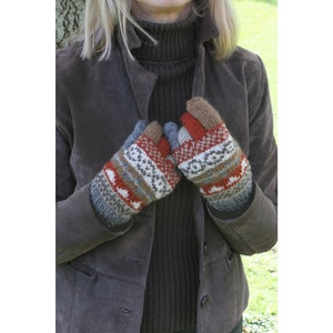 Women's Fair Isle Gloves Hand Knitted Gloves 100% Wool Fairisle Knit Gloves Warm Knitted Gloves Fair Trade Pachamama Grey Mix