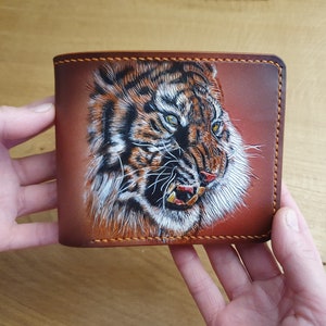 Cartera plegable de piel de tigre