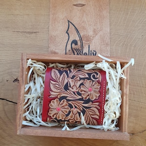 Cartera de cuero con tres pliegues, cartera pequeña de cuero, cartera Sheridan de cuero, cartera estilo western para mujer.