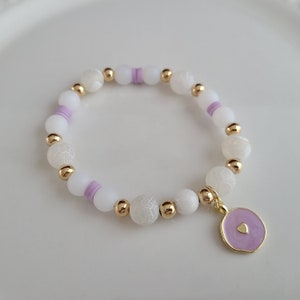 White Jade Gemstones Bracelet, Natural Beads Bracelet, 14K gold filled jewelry, Lilac Heart Charm Bracelet, Freshwater Pearls Bracelet