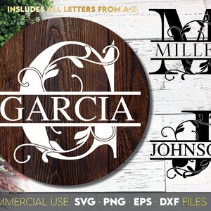 Puede incluir: Un archivo de diseño digital para una señal redonda de madera con una inicial blanca y un nombre en un estilo de monograma dividido. El diseño incluye un adorno decorativo alrededor de la inicial. La señal se muestra con el nombre "Garcia".
