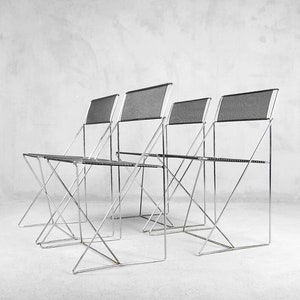 Minimalistische Metall X-Line Stühle von Niels Jérgen Haugesen für Hybodan, 1970er Jahre, 4er Set Bild 1