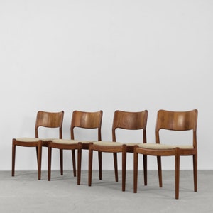 Mid-Century Modern dänische Teak Esszimmerstühle von Glostrup Møbelfabrik, 1960er, 4er Set