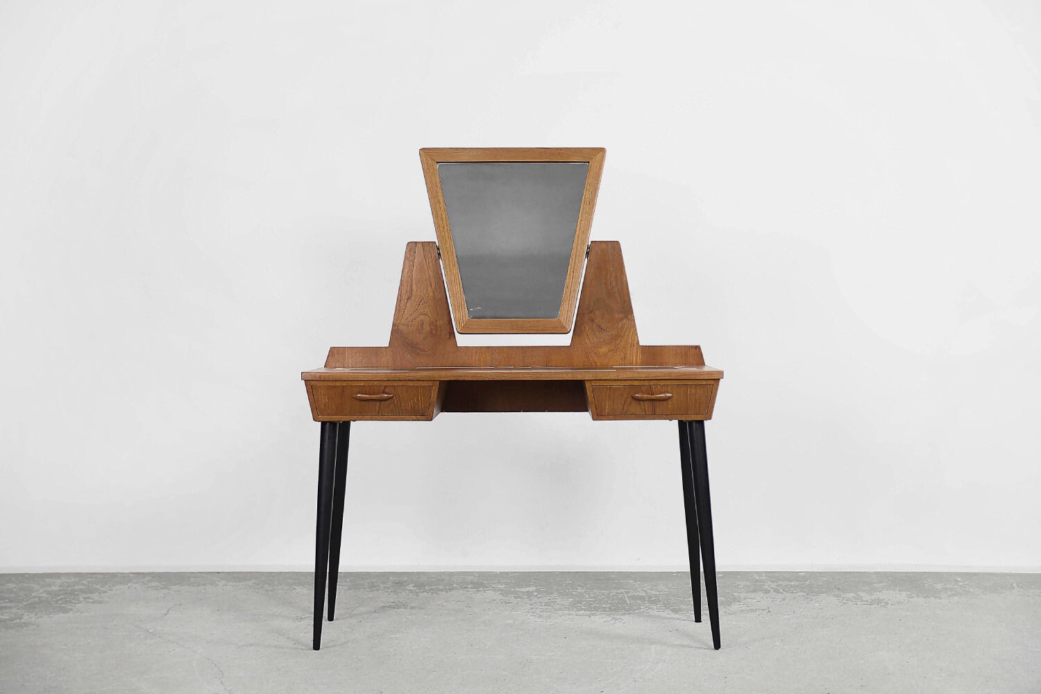 Mid century dressing table mirror discount