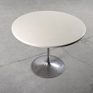Vintage Scandinavian Mid-Century Modern Dining Table with Metal Tulip Leg, 1970s