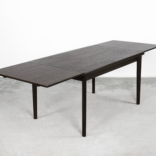Vintage Classic Mid-Century Danish Modern Oak Wood Folding Dining Table from AM Møbler, 1960s