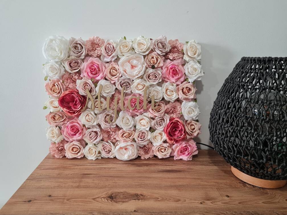 Tableau/Mur Fleurs Artificielles Prénom