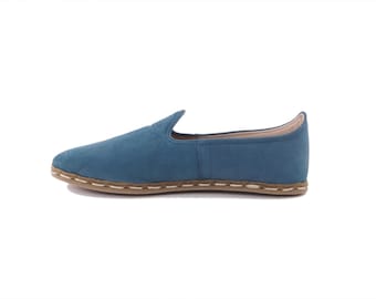 Mocassini da donna in pelle nabuk blu navy, fatti a mano, scarpe senza lacci, drop zero / ParlementDonte