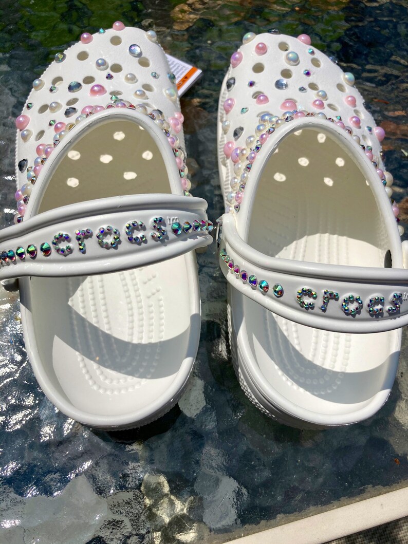 crocs sale today
