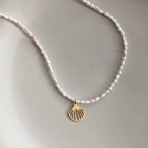 Pearl set - necklace and bracelet