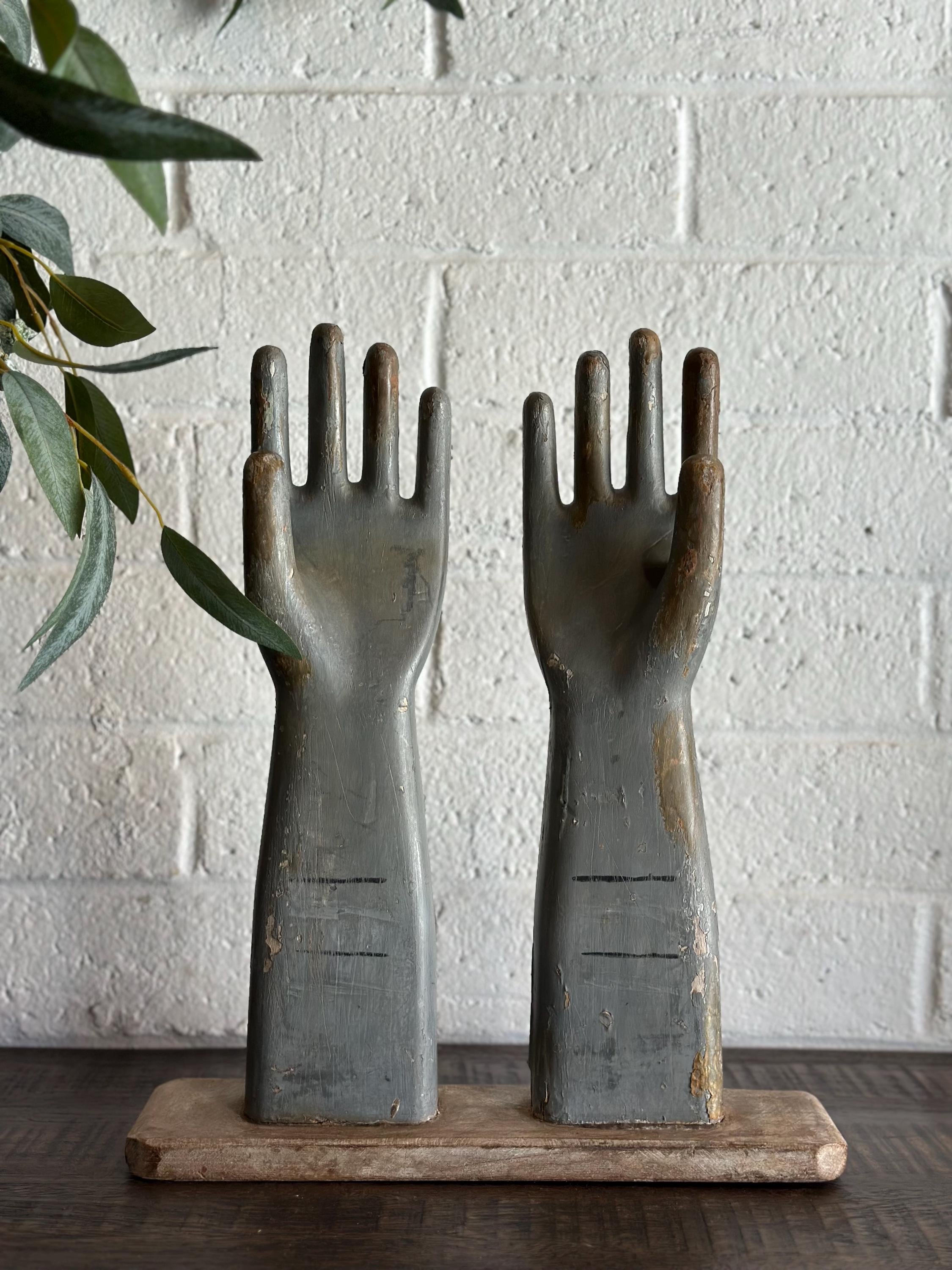 Hand statue フランスアンティーク Glove Mold Vintage Porcelain Glove Mold, White Ceramic Hand Sculpture