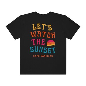 Miremos el atardecer en Cabo San Blas Camiseta Teñida en Prenda Unisex