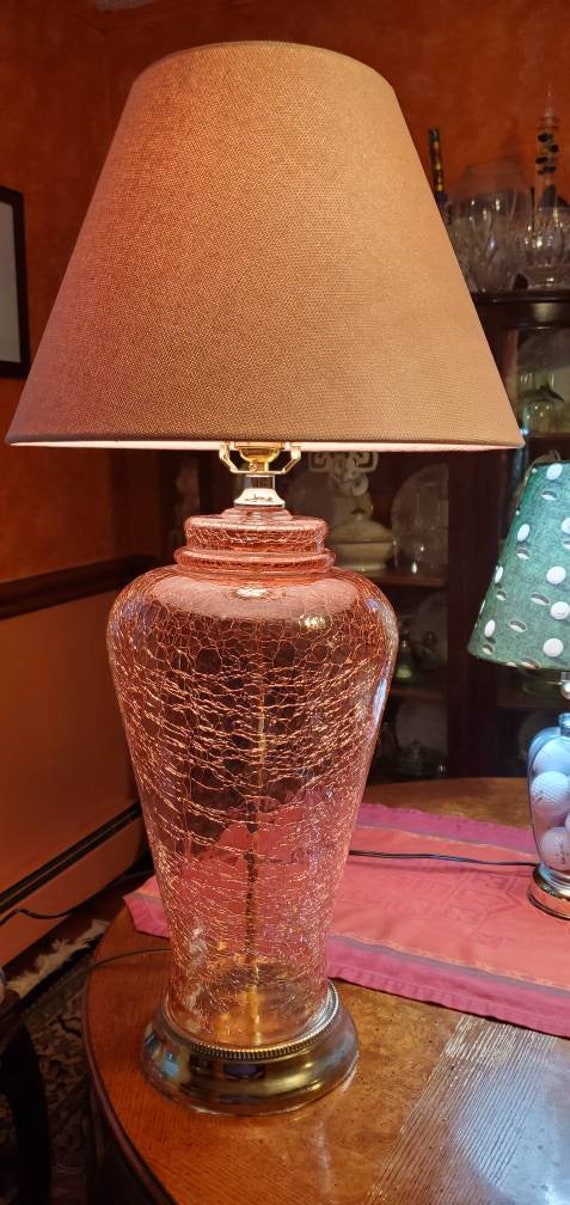 hamer blaas gat Kwalificatie Roze gebroken glazen lamp met bijpassende roze lampenkap - Etsy Nederland