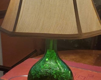 Bisceglia Brothers Green Wine Lamp with Green Lava Glass and 6-Sided Beige Lampshade