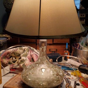 Tuscany Etched Schooner Decanter Lamp with Silver Lava Rocks with Six-Sided Lampshade