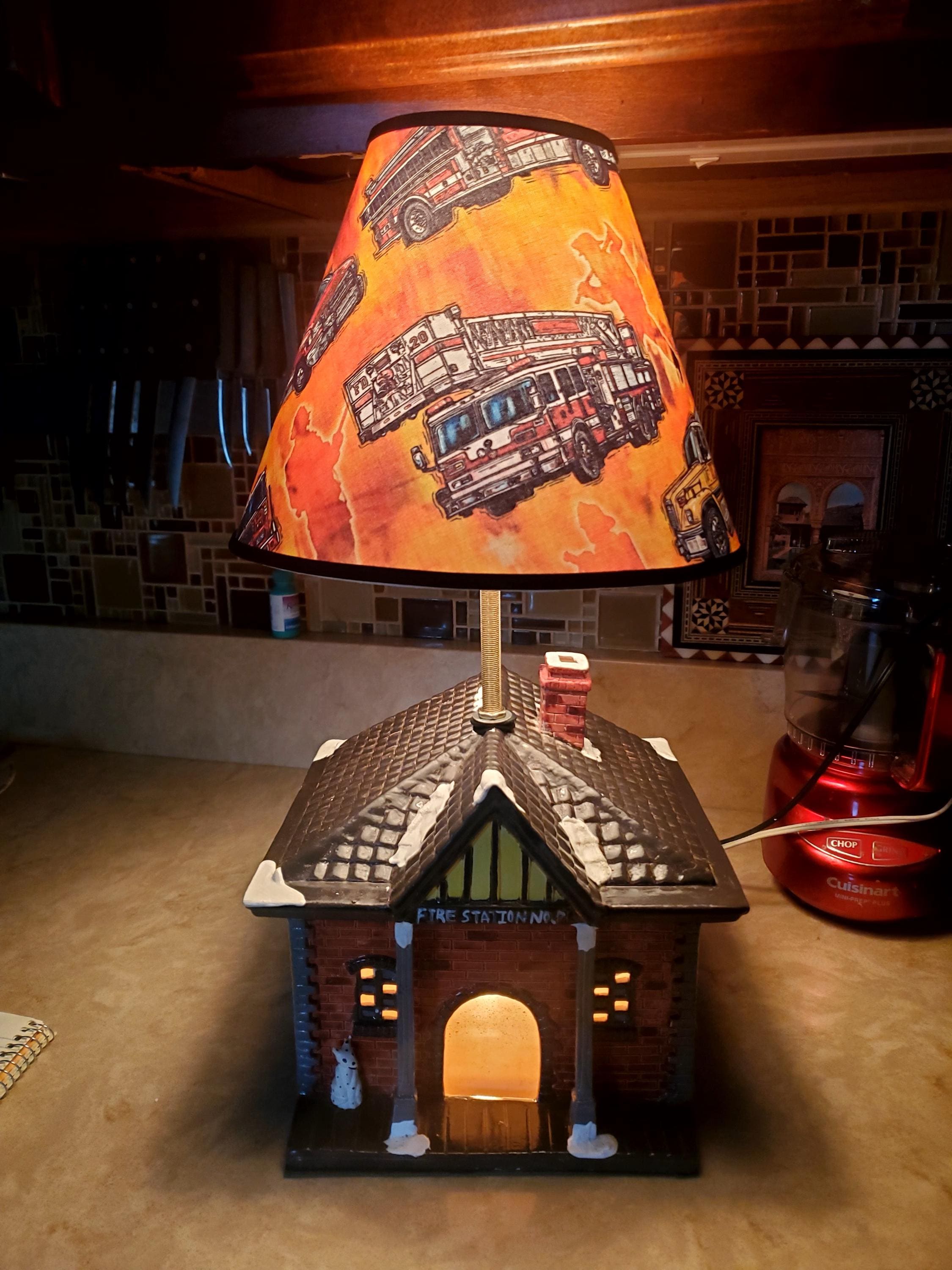 クリスマスライトハウス (Yuleid Snow Hamlet) Yuletide Snow Hamlet - Etsy