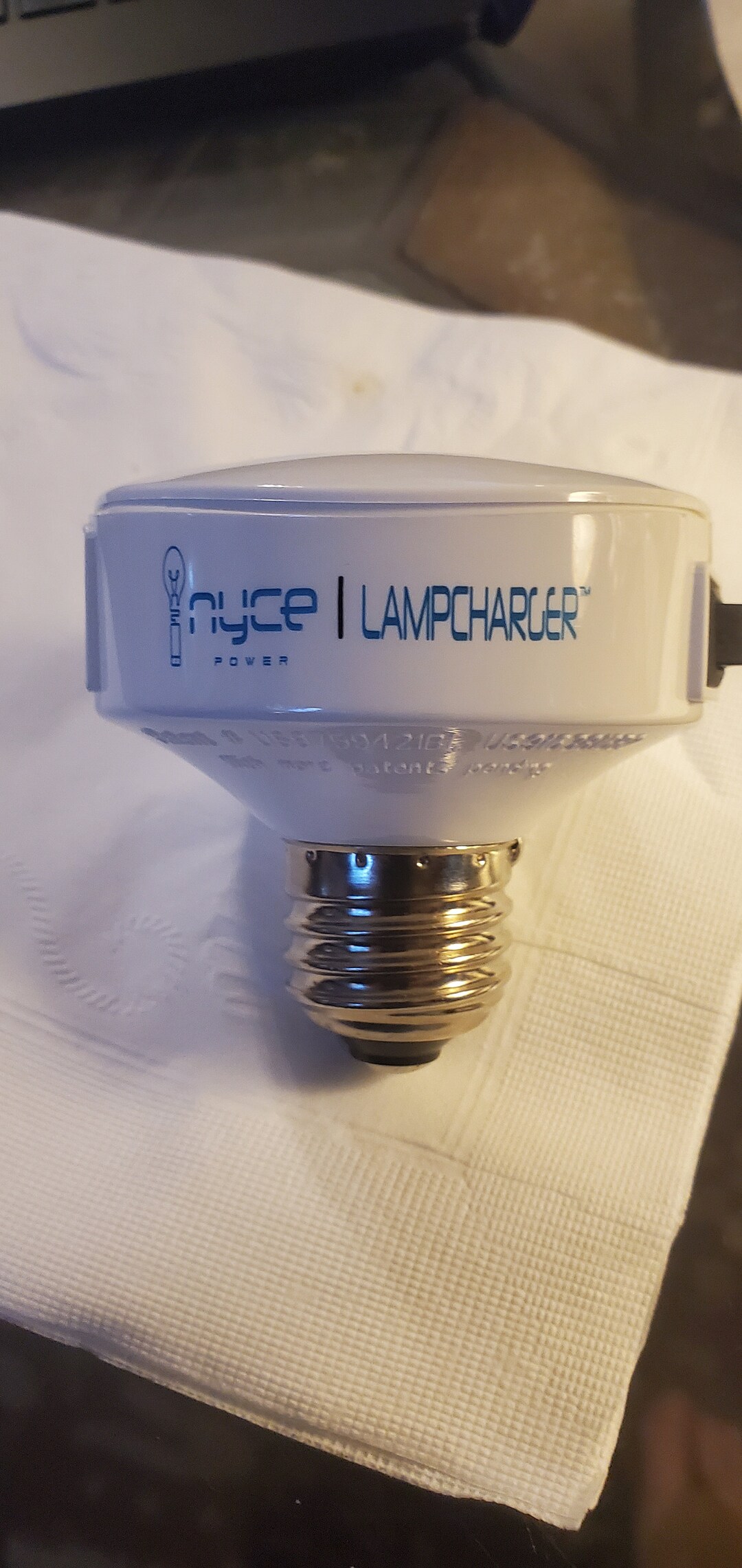 Nyce Power Lampcharger Light Bulb Socket Adapter, Light Socket USB