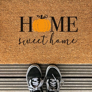 Personalized Fall Doormat | Thanksgiving Doormat | Fall Decor | Welcome Door Mat | Holiday decor | Pumpkins | Autumn