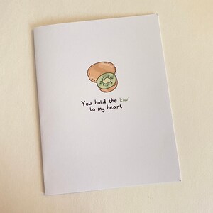 tieni il kiwi al mio cuore biglietto di auguri fatto a mano - biglietto di auguri con giochi di parole carino, biglietto divertente, pronta guarigione, biglietto di San Valentino, ecologico, carino
