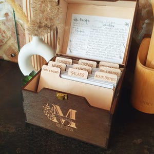 Gepersonaliseerde receptendoos Doos met 4 x 6 receptenkaarten Kerstcadeau voor moeder Keuken opbergdoos Cadeau vrijgezellenfeest Gepersonaliseerde receptenkaartdoos