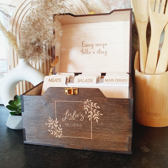 Personalized Wooden Recipe Box With Dividers and Cards Recipe Box Recipe Cards Box Christmas Gift For Mom Hausewarming Gift Gift For Wife