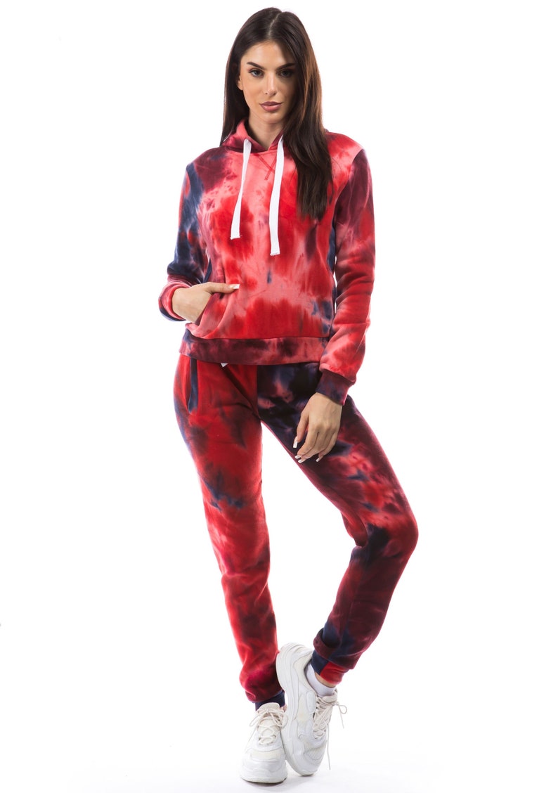 Women/'s Pull Over Tie Dye Jogger Set.