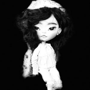 OOAK Custom Blythe Doll – Hand‑Carved Face, Mohair hair, Realistic Eyechips, Art Doll for Collectorsl, sculpted eyes, Freya image 5