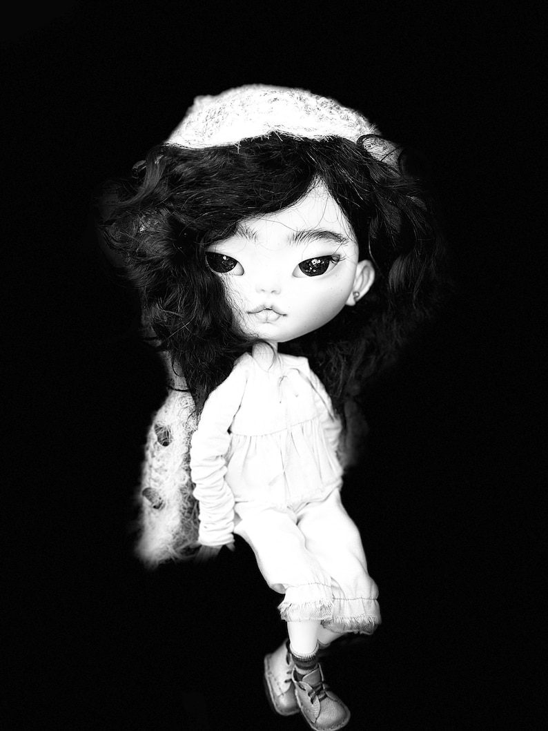 OOAK Custom Blythe Doll – Hand‑Carved Face, Mohair hair, Realistic Eyechips, Art Doll for Collectorsl, sculpted eyes, Freya image 5